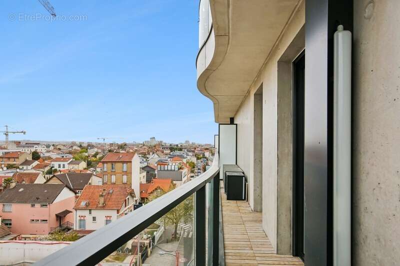 Appartement à COLOMBES