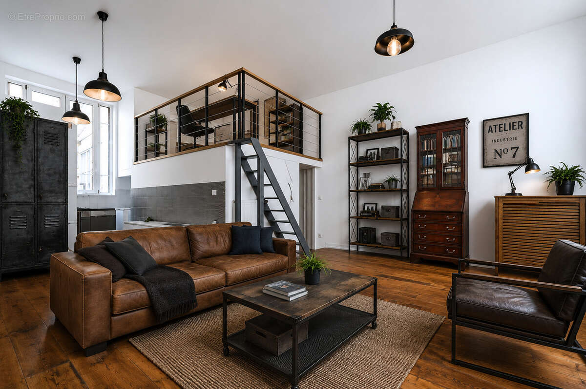 Appartement à PARIS-14E