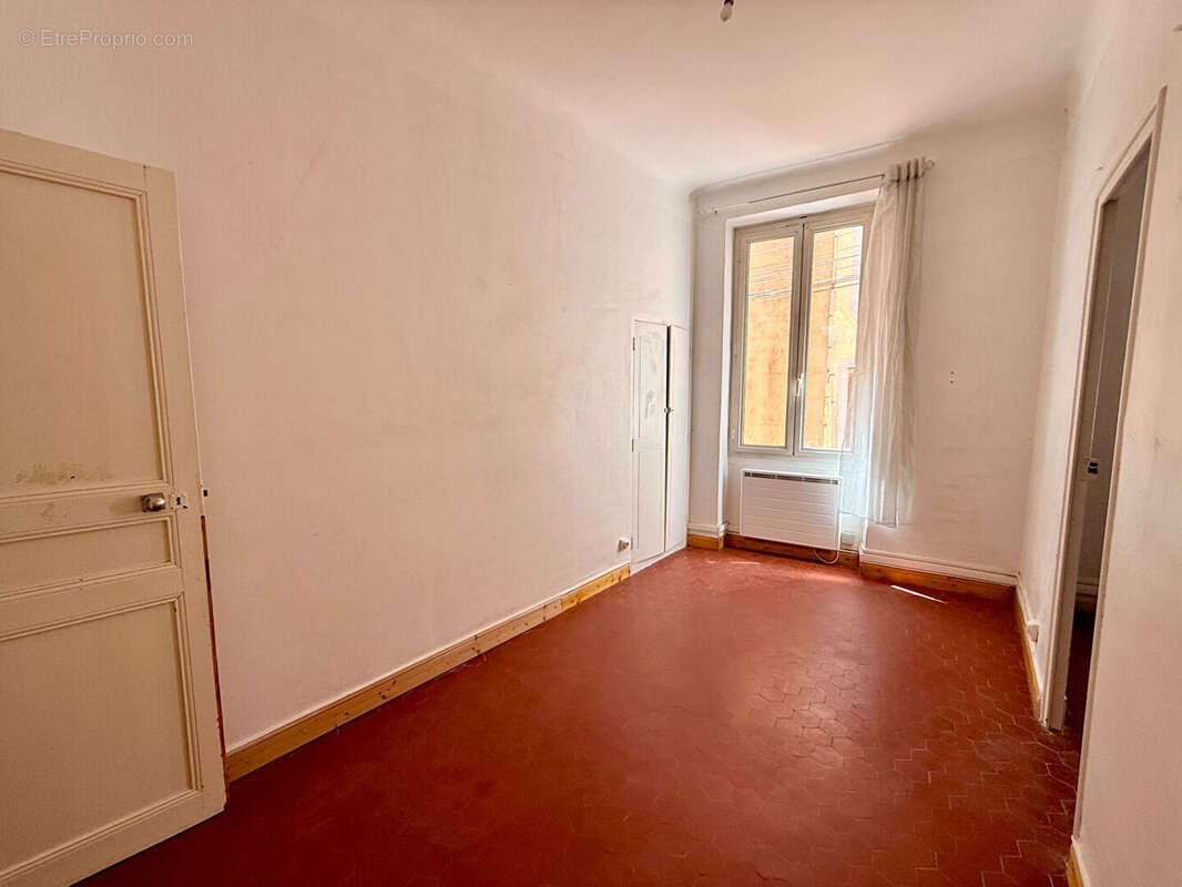 Appartement à SAINT-MAXIMIN-LA-SAINTE-BAUME