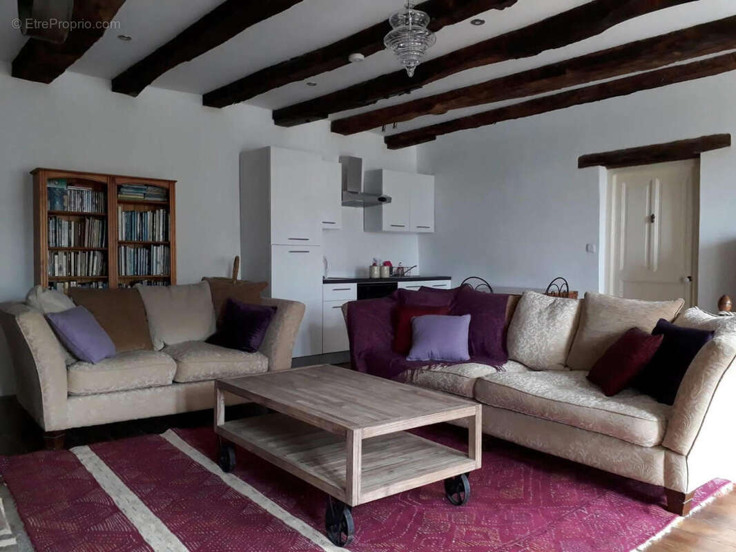 Gite - Maison à SAINT-SAUD-LACOUSSIERE