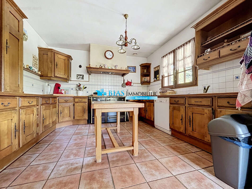 Maison 155 m² à Beuzeville  - photo 6