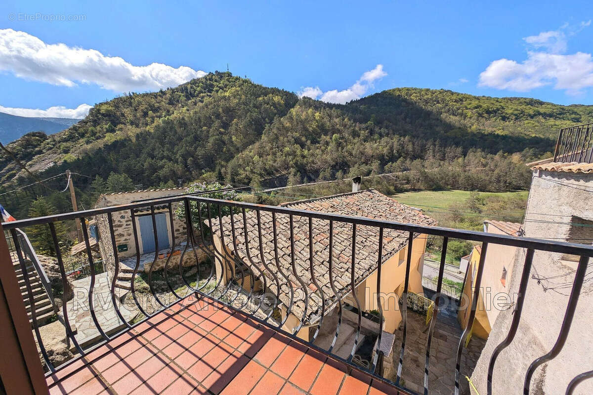 Maison 72 m² à Collongues  - photo 2