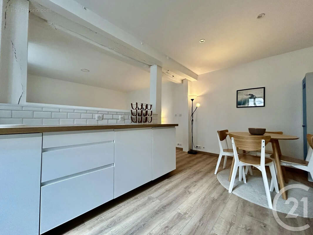 Appartement à LIVRY-SUR-SEINE