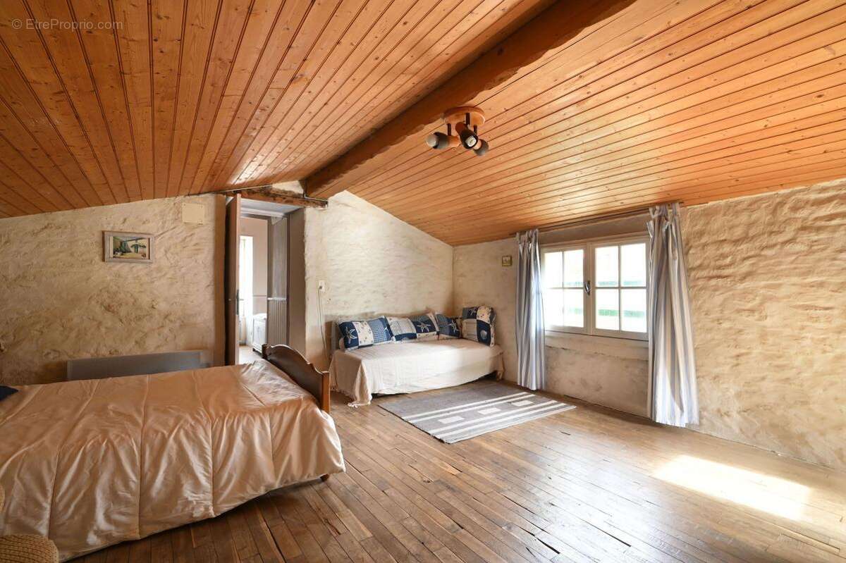 Maison à LES PORTES-EN-RE