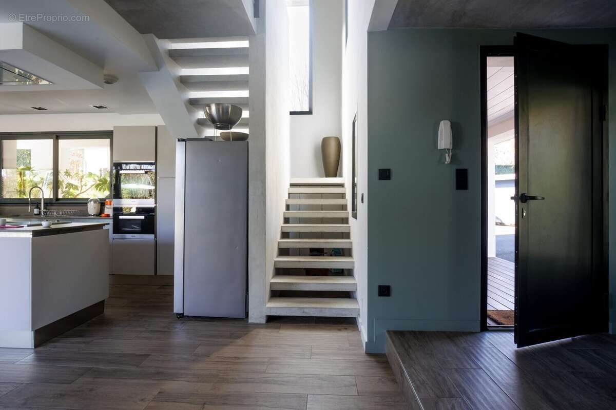 Maison à BASSUSSARRY