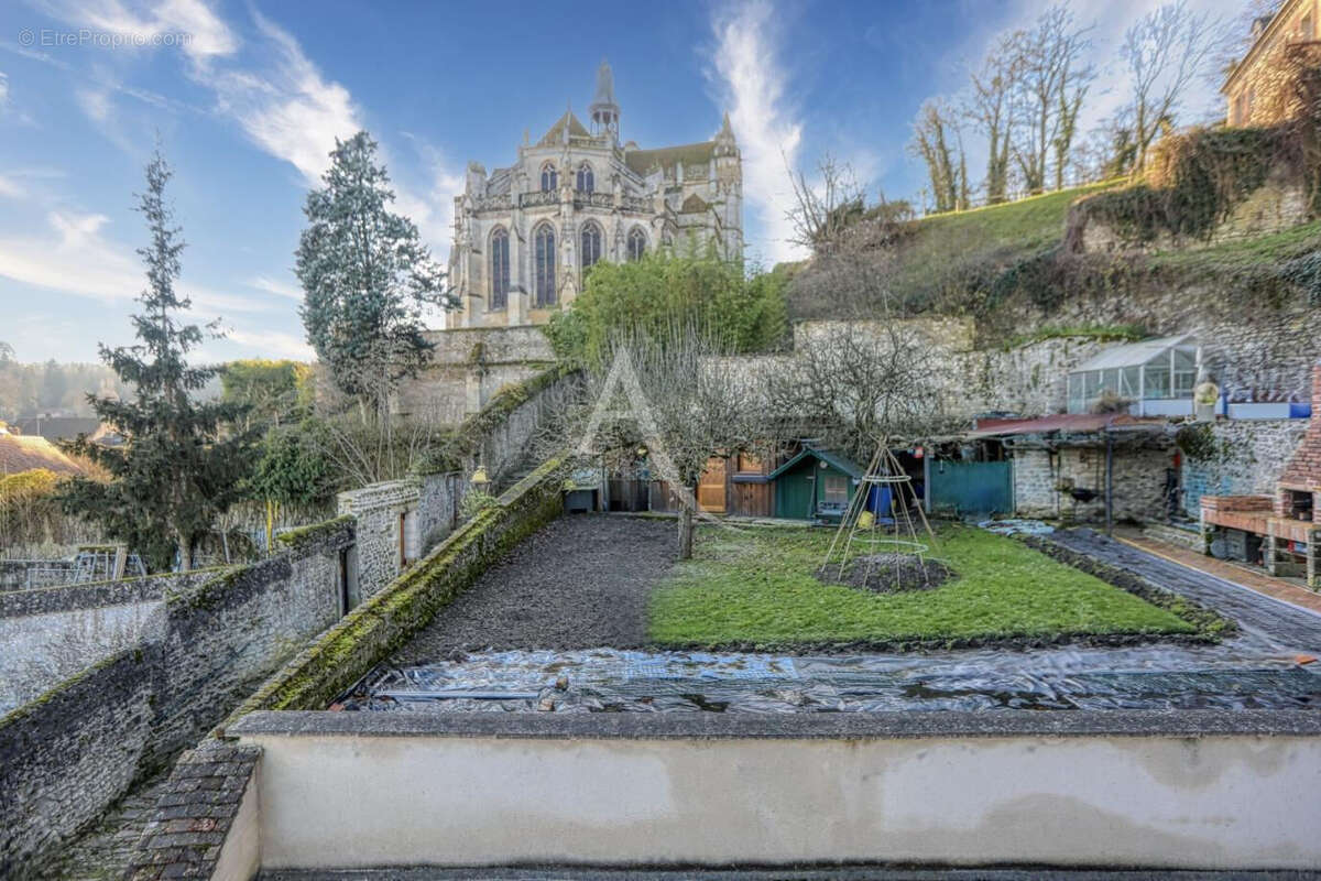 Maison à CHAUMONT-EN-VEXIN