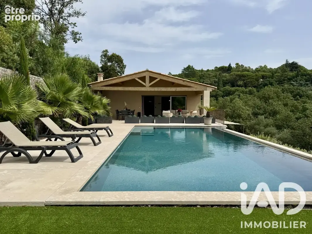 Photo 1 - Maison à LA GARDE-FREINET