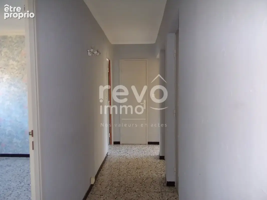 Paulhan / axe a75 / villa t4 de pp sur 394 m² de terrain - photo 7