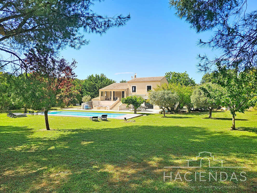 Maison à MEYRARGUES