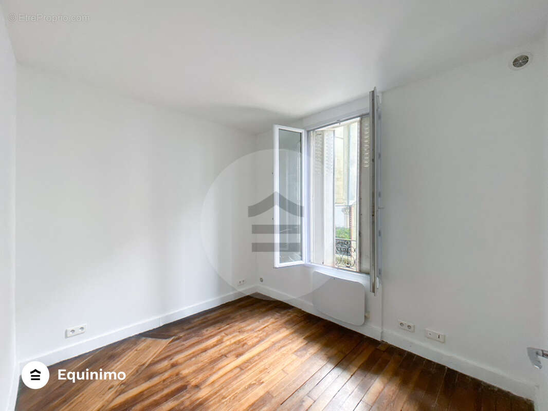 Appartement à LES LILAS