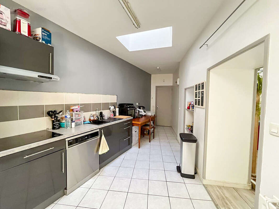 Maison à COULONGES-SUR-L'AUTIZE