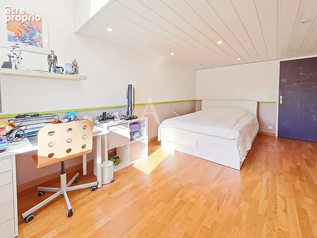 Arpajon - proche église - triplex de 109 m² - 3 chambres - garage - photo 8
