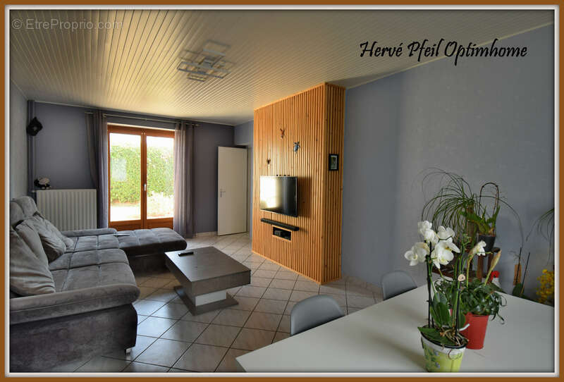 Une maison familiale avec cachet et prestations rénovées-5 pièces ; 135m² sur 1000m² de terrain - photo 12