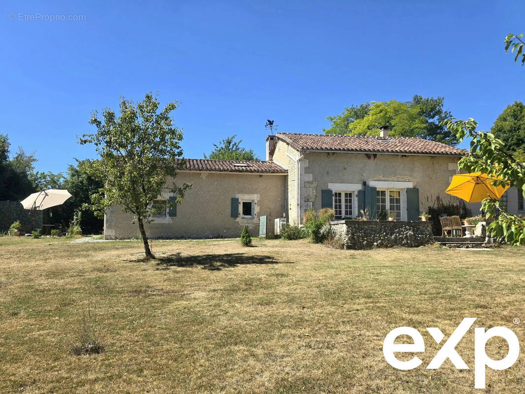 Maison à VERTEILLAC