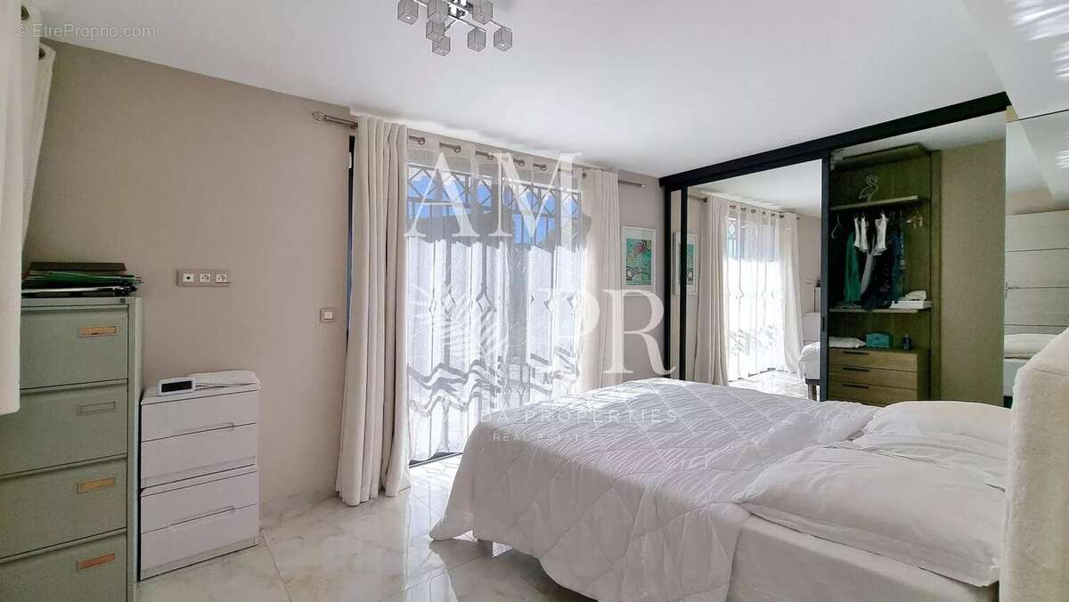 Propriété - Cannes - Californie - photo 11
