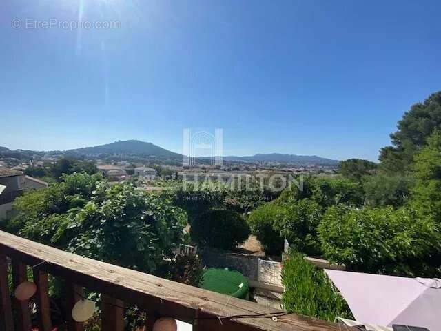 Appartement à SIX-FOURS-LES-PLAGES