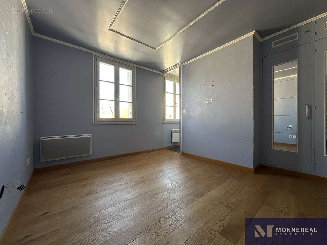 Appartement à BARBEZIEUX-SAINT-HILAIRE