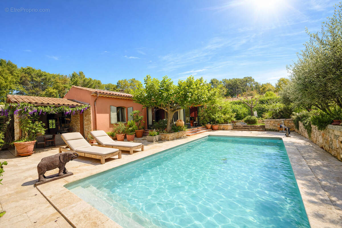 Maison à LORGUES