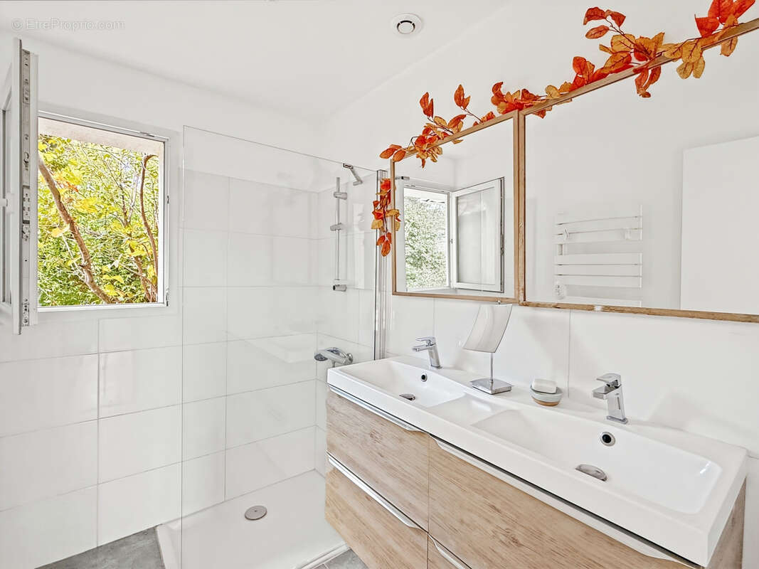 Maison à LA CADIERE-D&#039;AZUR