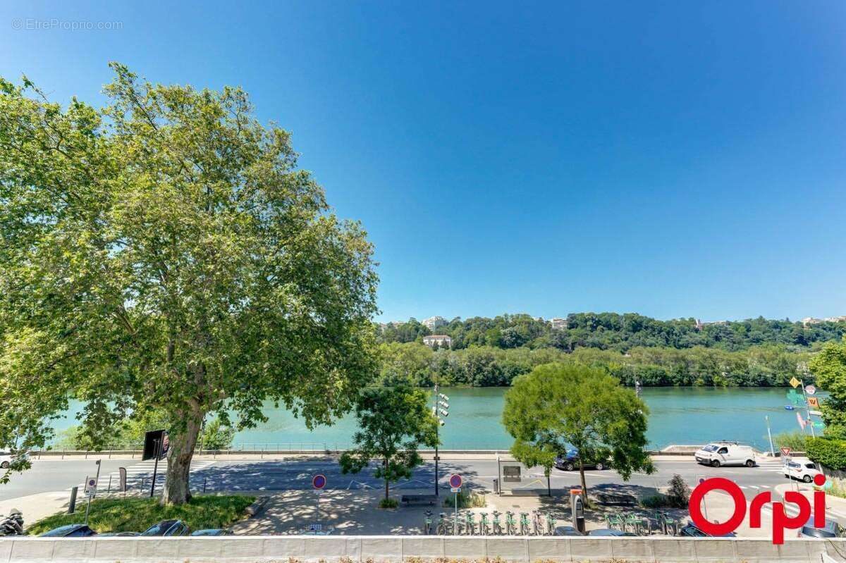 Exclusivité Orpi - Appartement T3 lumineux de près de 77 m2 avec une place privative - photo 3