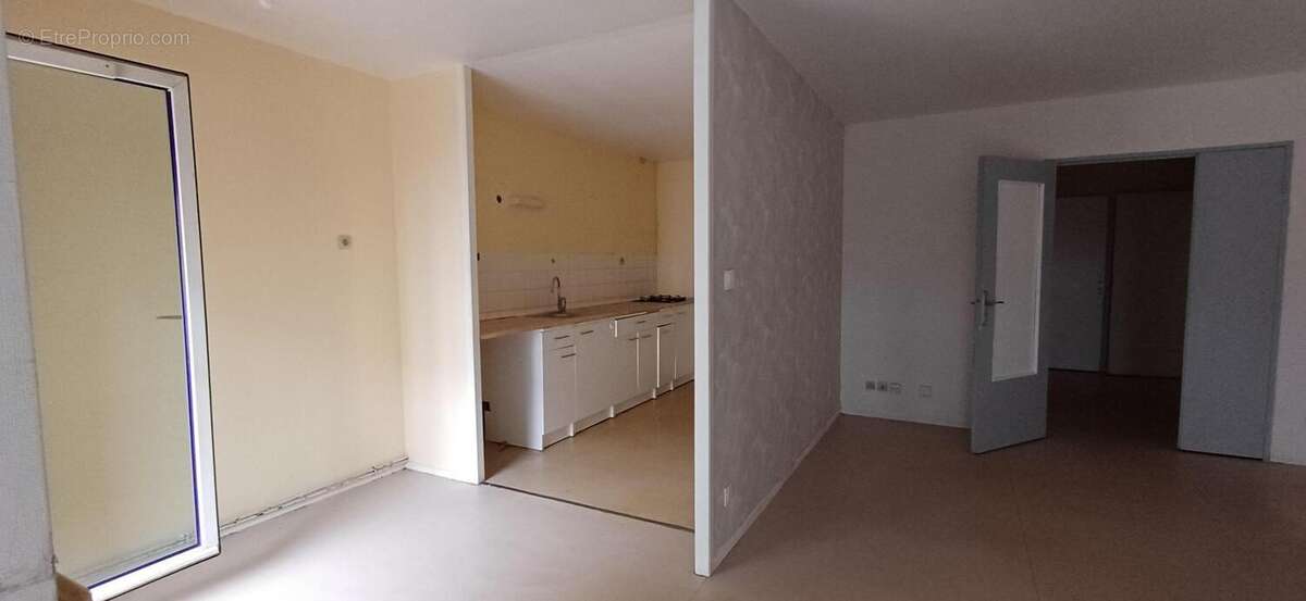 Appt f4  nancy - photo 3