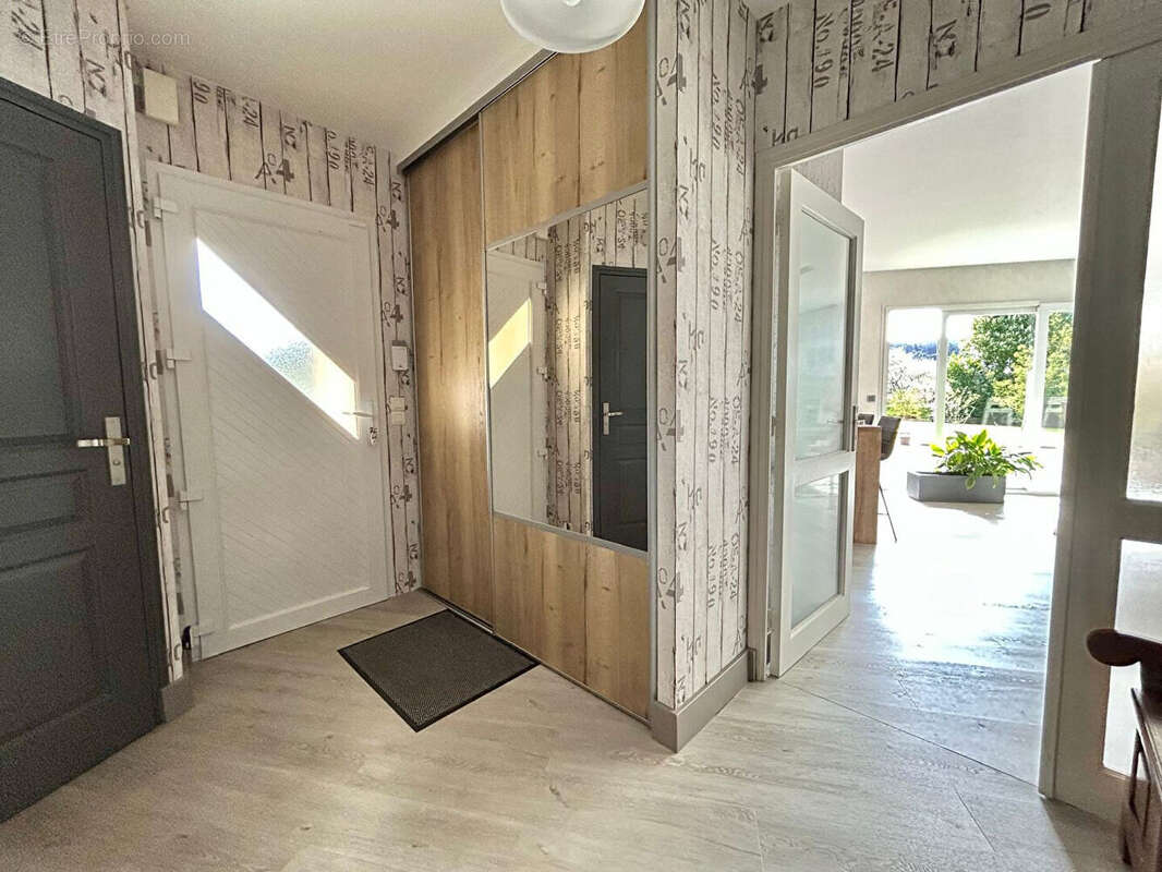 Maison à PLOUGONVEN