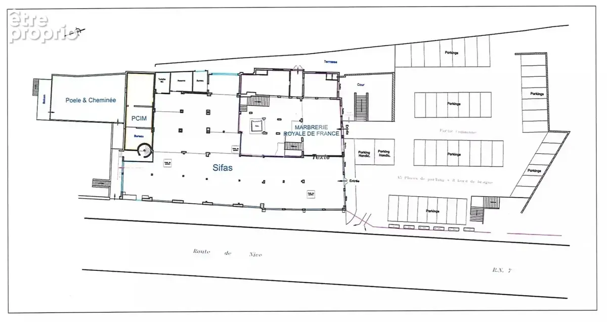 L’ESPACE LAPORTE — Centre commercial stratégique à Antibes - photo 31