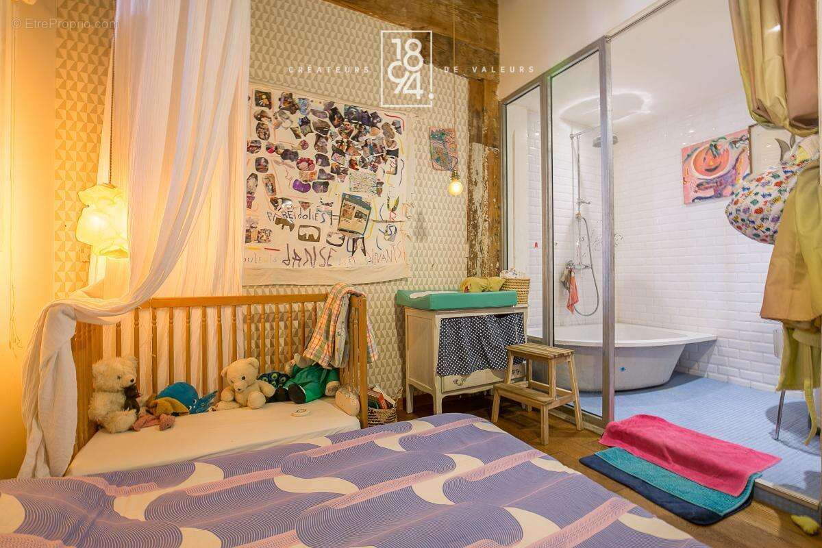 Appartement à MARSEILLE-2E