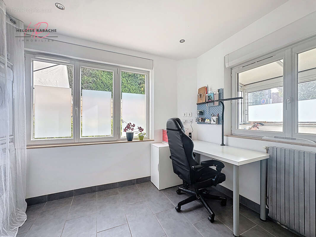 Maison à AUFFREVILLE-BRASSEUIL