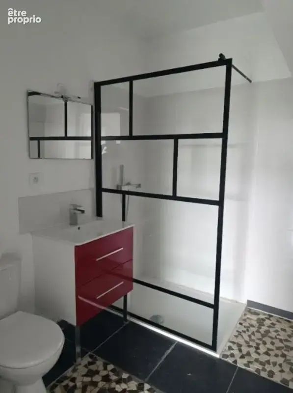 29520 Laz maison en partie restaurée avec 5 chambres 2 grandes pièces de 26 m² et 46 m² - photo 6