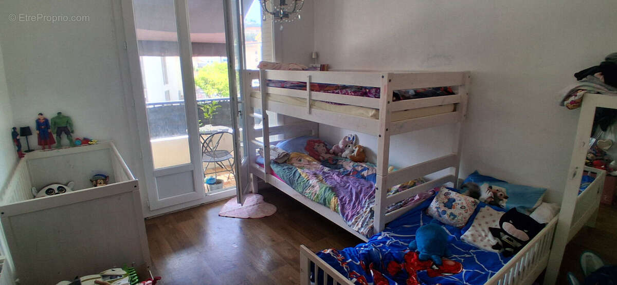 Appartement à SAINT-MANDRIER-SUR-MER