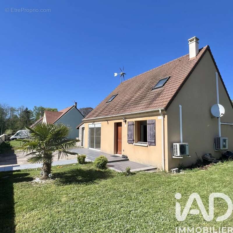 Photo 2 - Maison à FERRIERES-EN-GATINAIS