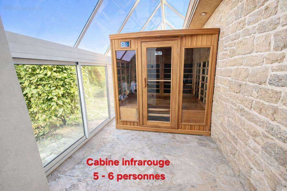 Maison à CLEGUER