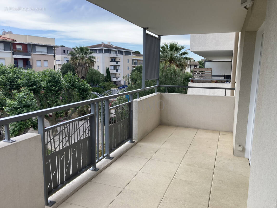 Appartement à PUGET-SUR-ARGENS