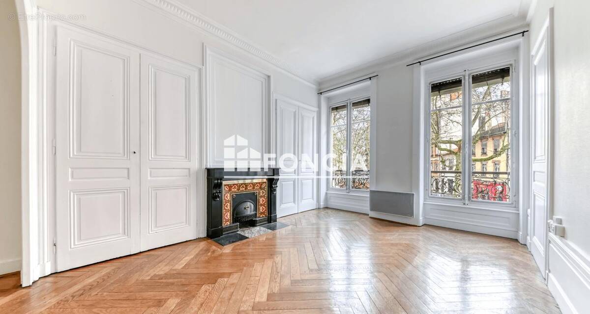 Appartement à LYON-4E