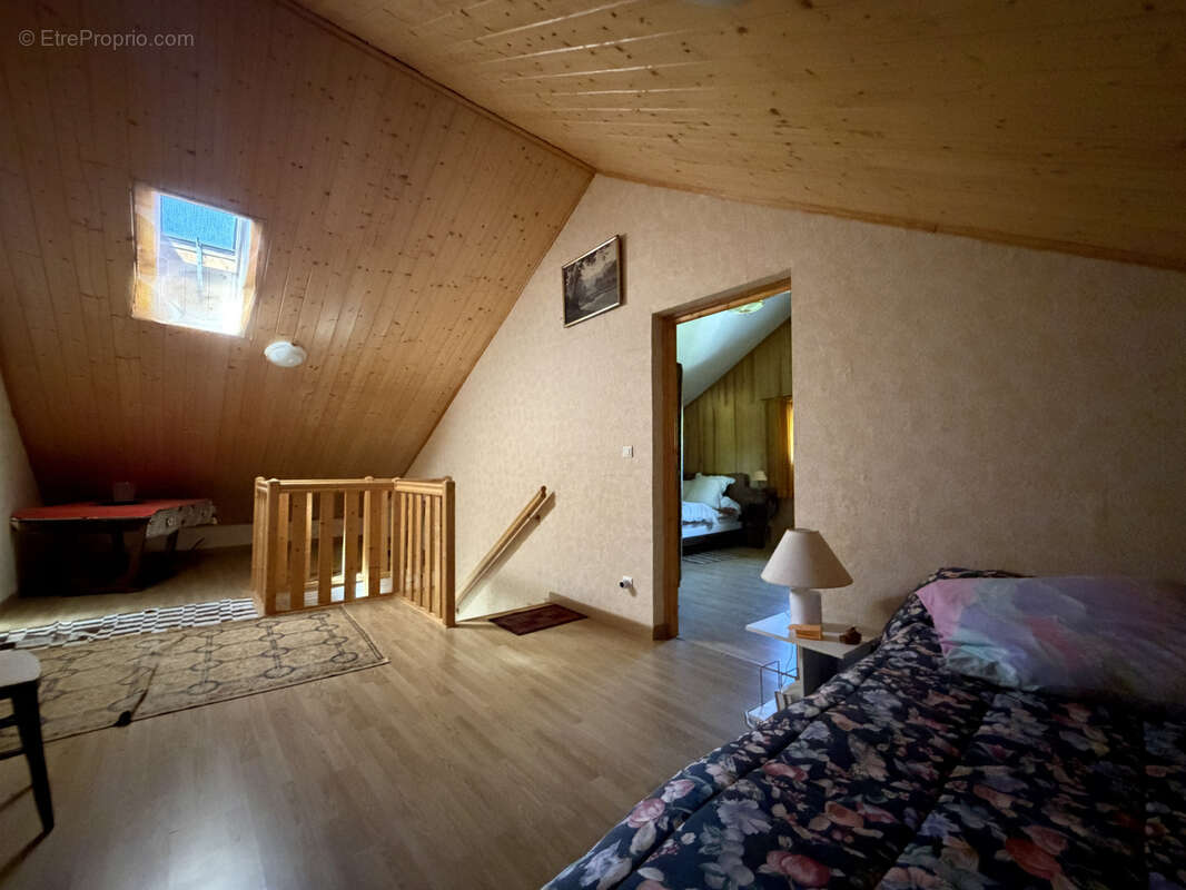 Exclusivité 152 : Maison T5, Chambon-le-Château. - photo 14