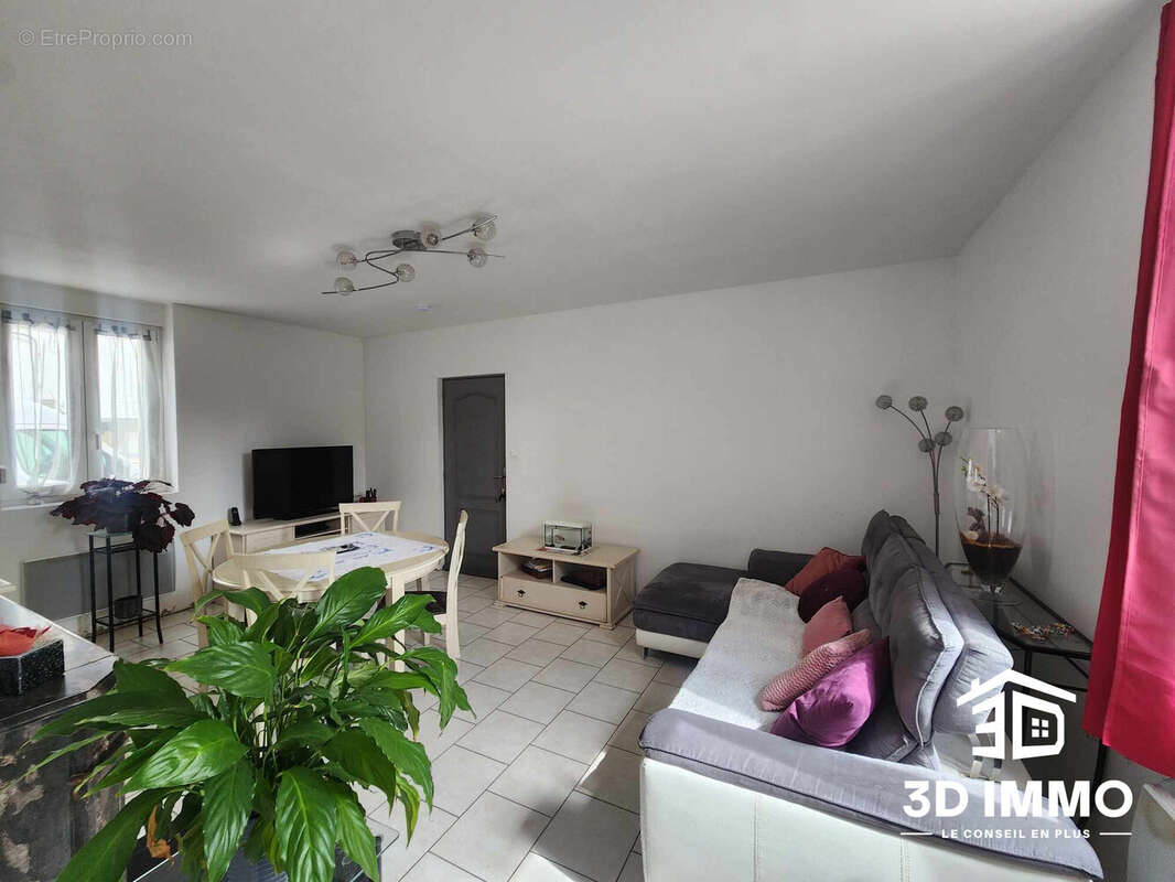 Appartement à AVESNES-SUR-HELPE