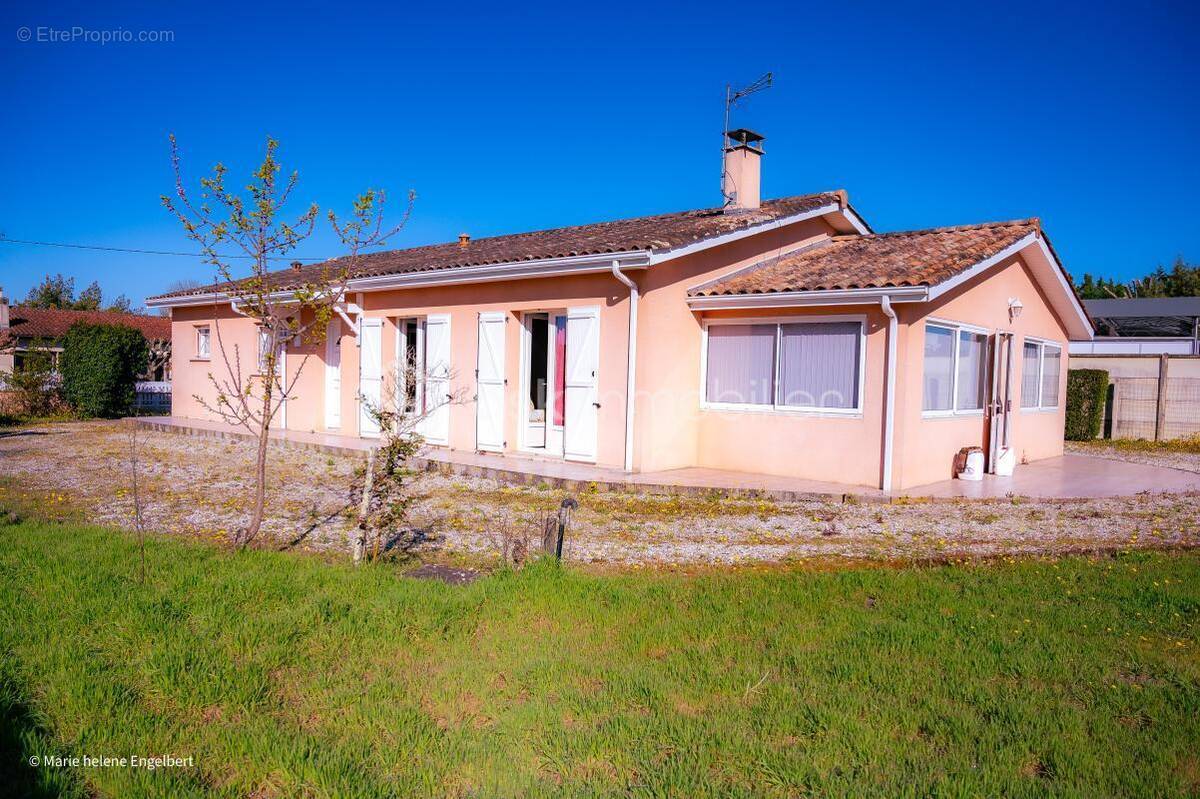 Maison à SAINT-LAURENT-MEDOC