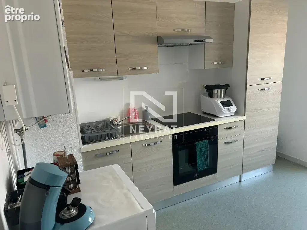 Appartement type 3 65.27 m2 avec cave et 2 garages VENDUS LOUES - photo 3