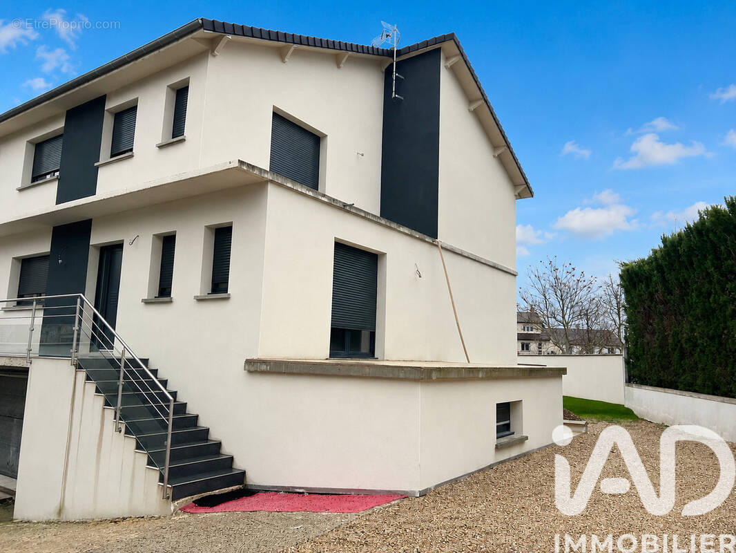 Photo 1 - Maison à ABLON-SUR-SEINE