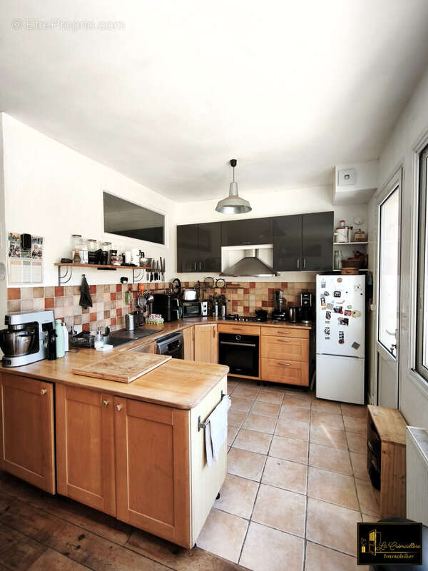 Maison 190 m² à Sainte-Mesme  - photo 4