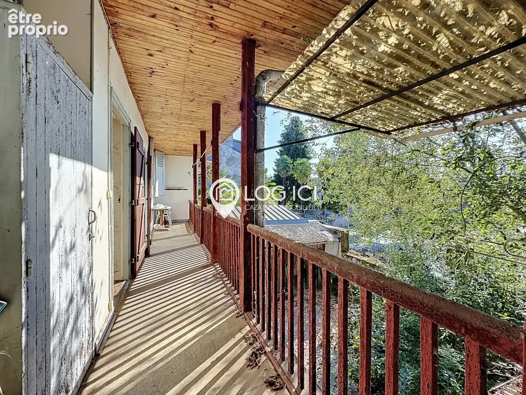 NAY - Vente grande maison avec balcon 5 pièces - photo 3