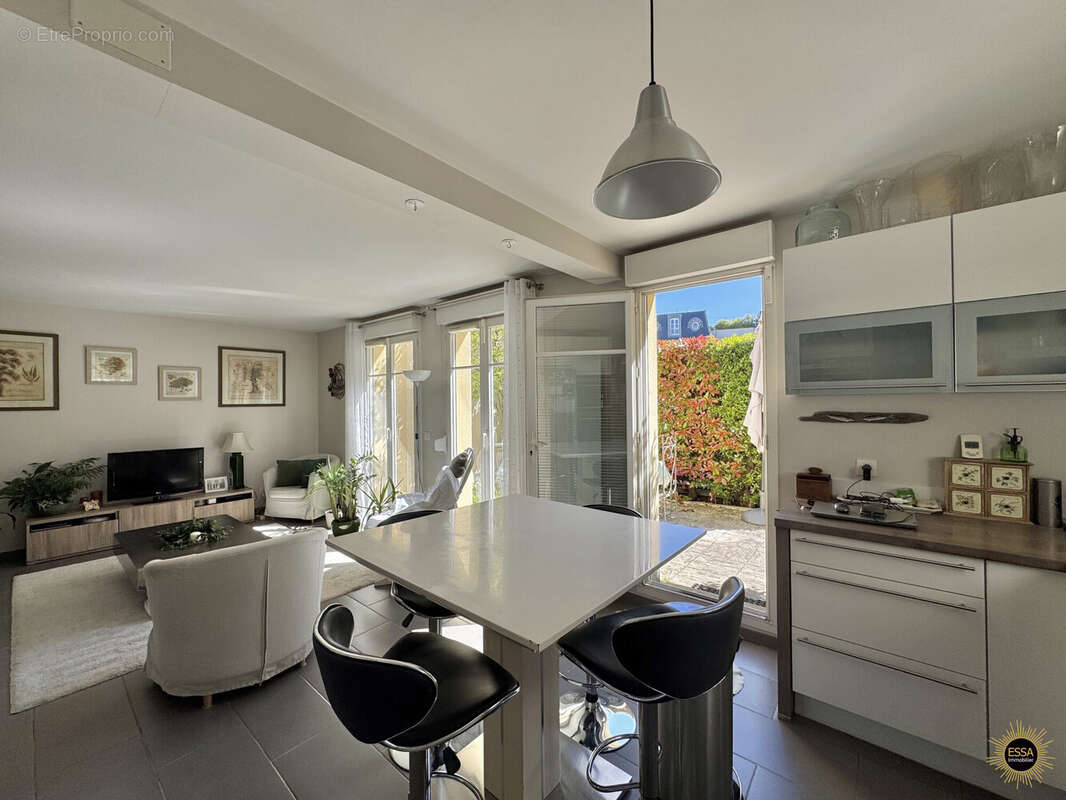 Maison à NOISY-LE-ROI