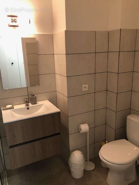 Studio meublé de 30 m2 avec terrasse, piscine et à 100 m de la plage - photo 8