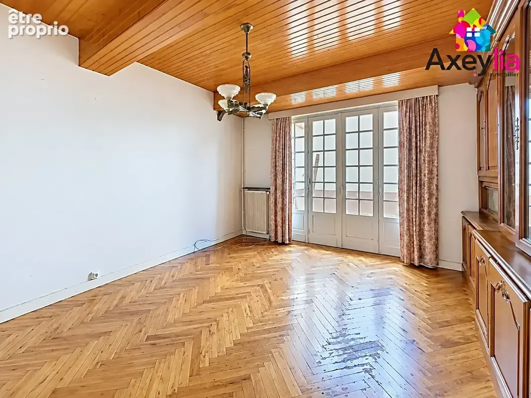À vendre - charlieu centre - maison 3 pièces avec terrasse et garage - photo 3