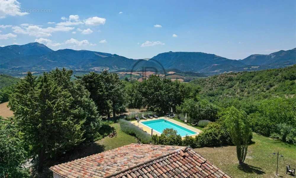 Ferme restaurée du XVIIIe siècle avec 6 chambres + 3 appartements pour invités sur 27 hectares près de Cagli, Marches. Piscine,  - photo 19