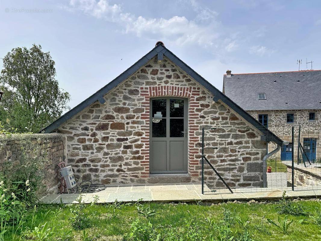 Maison à SAINT-SULIAC