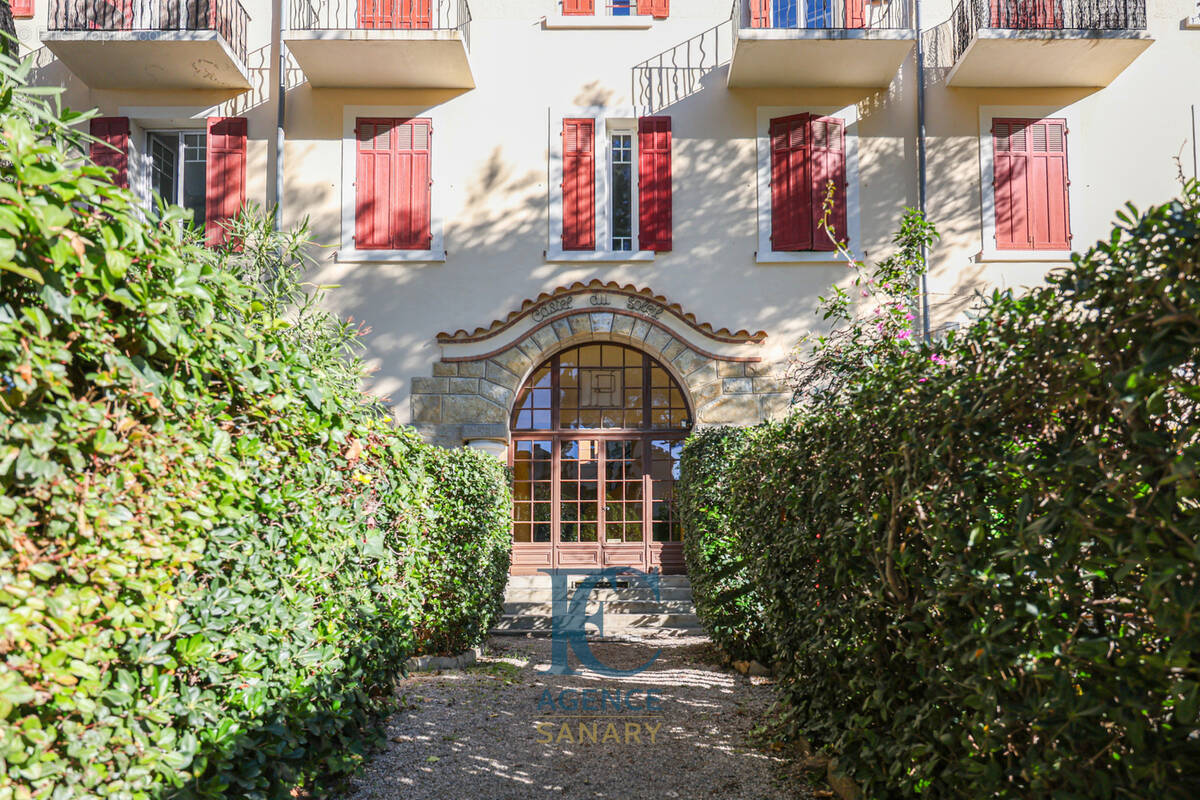 Appartement à SAINT-CYR-SUR-MER