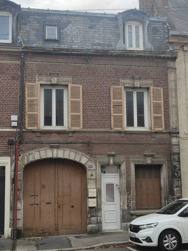 Maison à BEAUVAIS