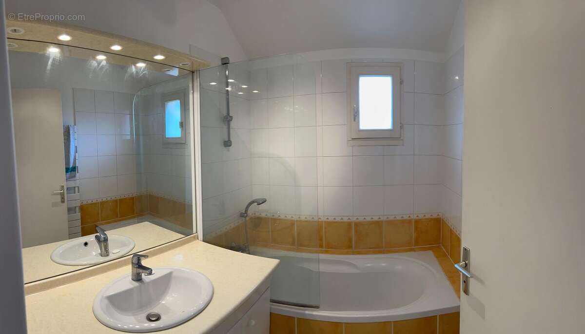 Photo 5 - Appartement à BUC